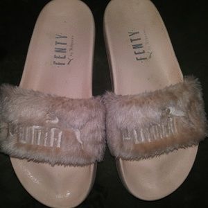 puma fluffy slippers